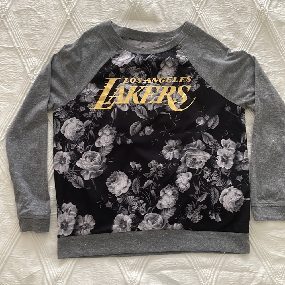 Light weight long sleeve shirt